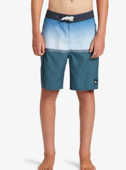 Boys Quiksilver Shorts|Boys 8-16 Everyday Division 17