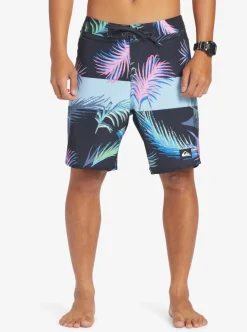 Mens Quiksilver Shorts & Amphibians|Highline Arch 19