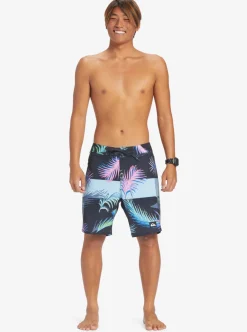 Mens Quiksilver Shorts & Amphibians|Highline Arch 19