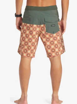 Mens Quiksilver Boardshorts|Highline Arch 19