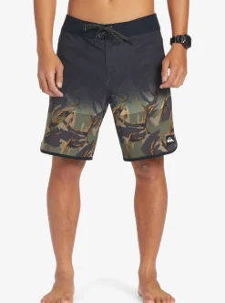 Mens Quiksilver Boardshorts|Highline Scallop 19
