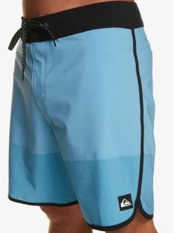 Mens Quiksilver Shorts & Amphibians|Highline Scallop 19
