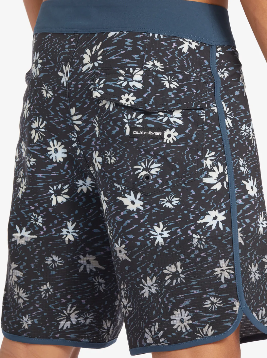 Mens Quiksilver Boardshorts|Highline Scallop 19" Boardshorts