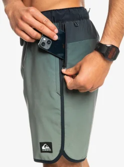 Mens Quiksilver Boardshorts|Omni Scallop 17