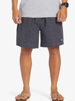 Mens Quiksilver Shorts & Amphibians|Saturn Taxer 18