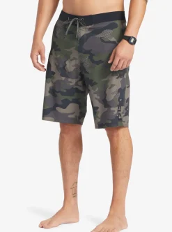 Mens Quiksilver Shorts & Amphibians|Surfsilk Hawaii Camo 21 21