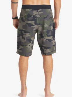 Mens Quiksilver Shorts & Amphibians|Surfsilk Hawaii Camo 21 21