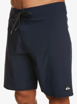 Mens Quiksilver Shorts & Amphibians|Surfsilk Kaimana 19