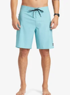 Mens Quiksilver Shorts & Amphibians|Surfsilk Kaimana 19