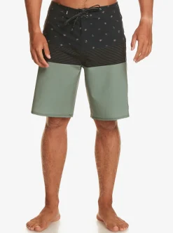 Mens Quiksilver Boardshorts|Surfsilk Panel 20