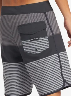 Mens Quiksilver Boardshorts|Surfsilk Tijuana 19