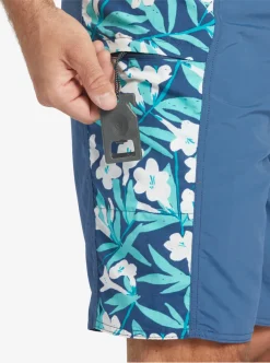 Mens Quiksilver Boardshorts|Waterman Cliffside Solid 19